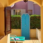 Semesterbostad Charming House