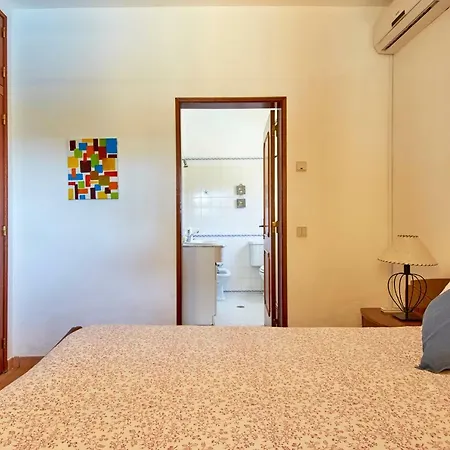 Charming House בית נופש *