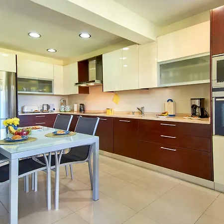 펜션 Charming House 빌라모라